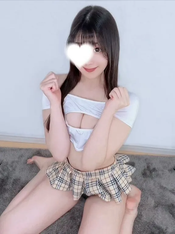 愛原 ゆき