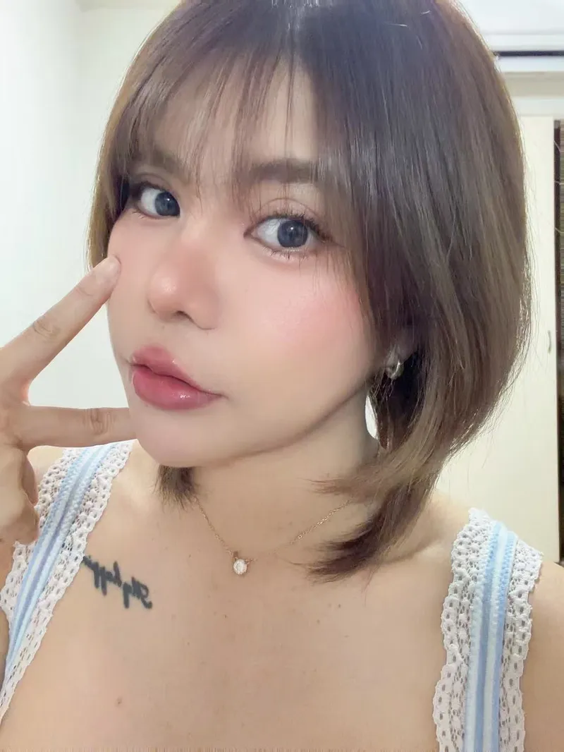 アンナ