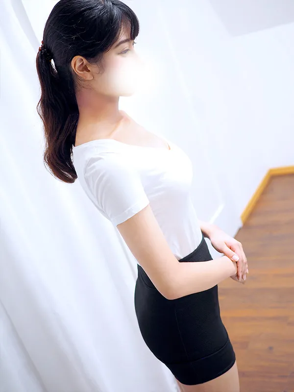 佐伯りこ