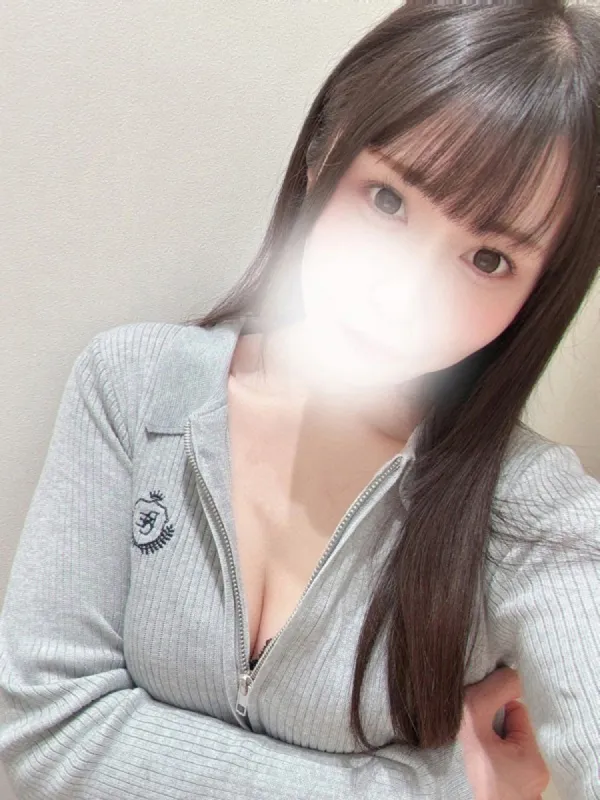 美園ゆあ