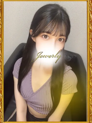 明日香　えみり