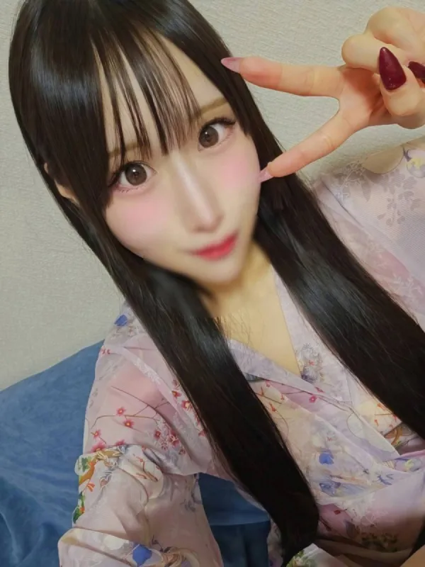 白咲ゆりか