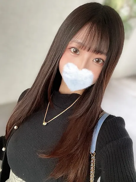 長谷川みいな