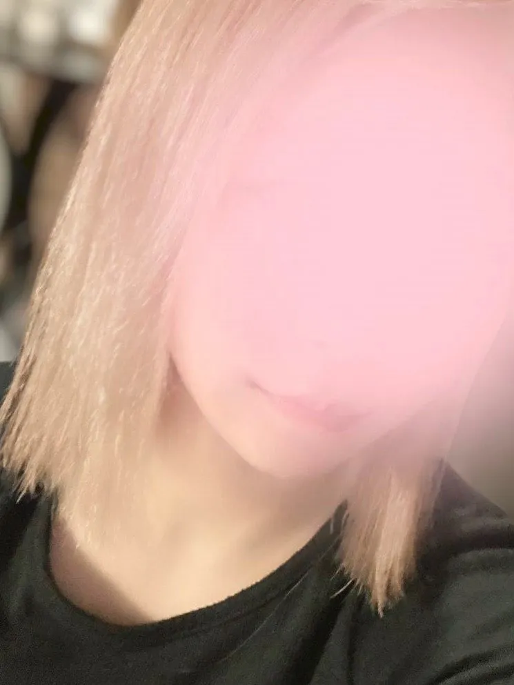 小西つばさ