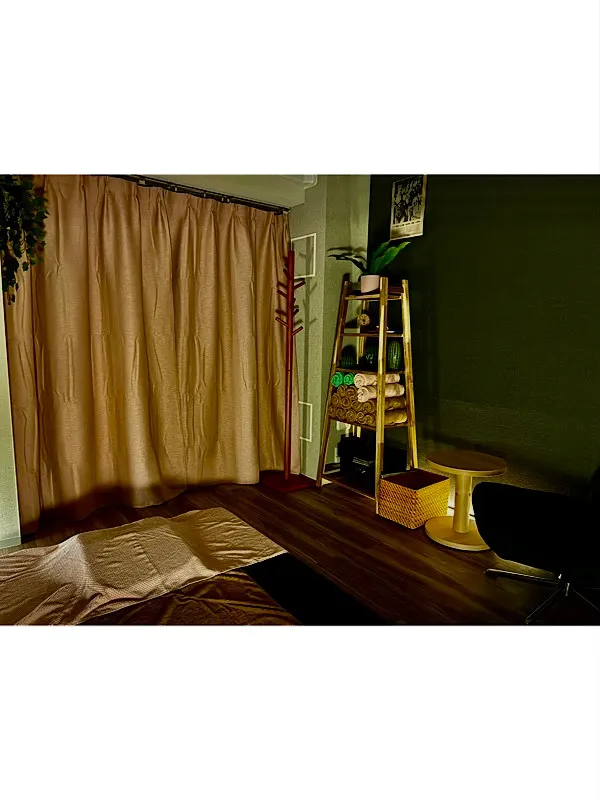 blush room