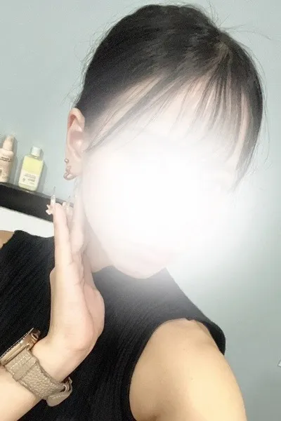 泉あやめ