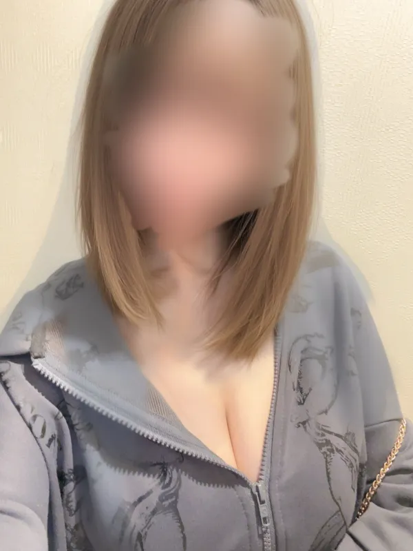 篠宮　あいり