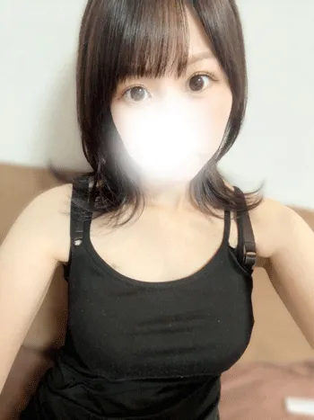 中野 まりな