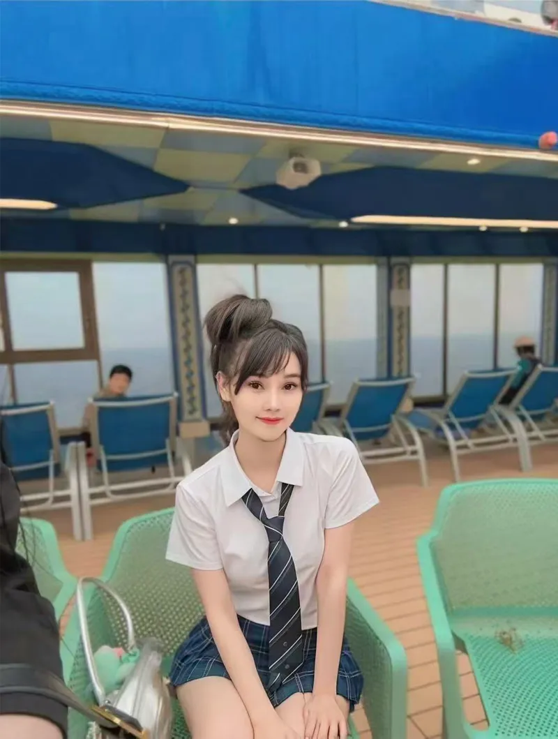 みな