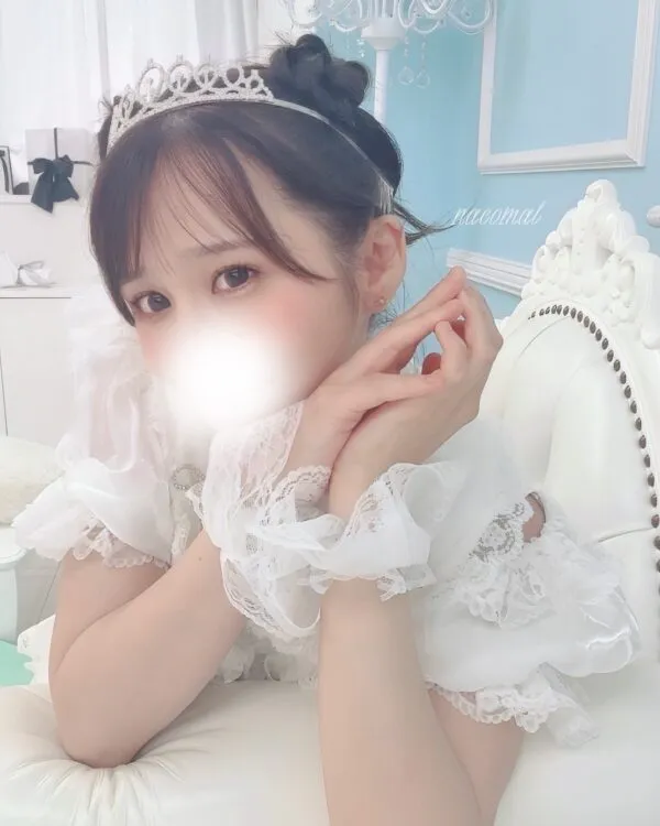 なこ