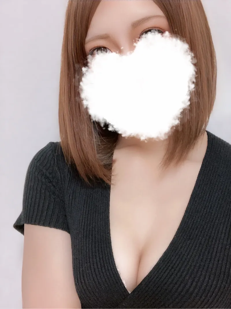 桃谷あずさ