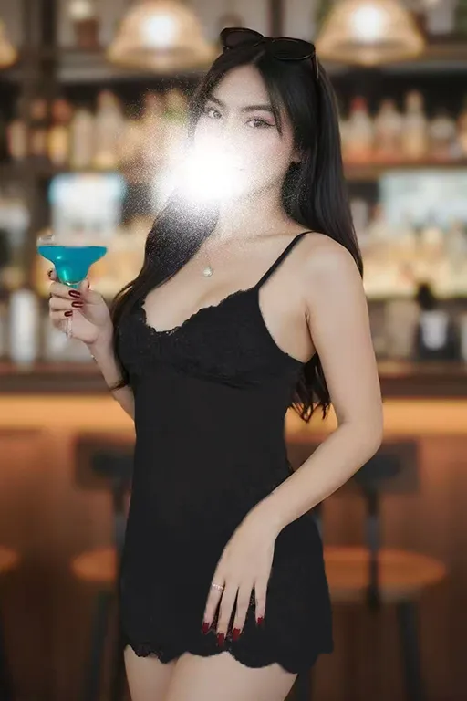 あや