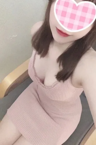 高梨ななみ