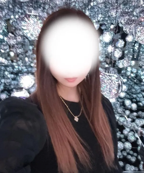瞳
