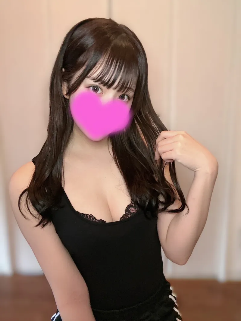 真白ひな