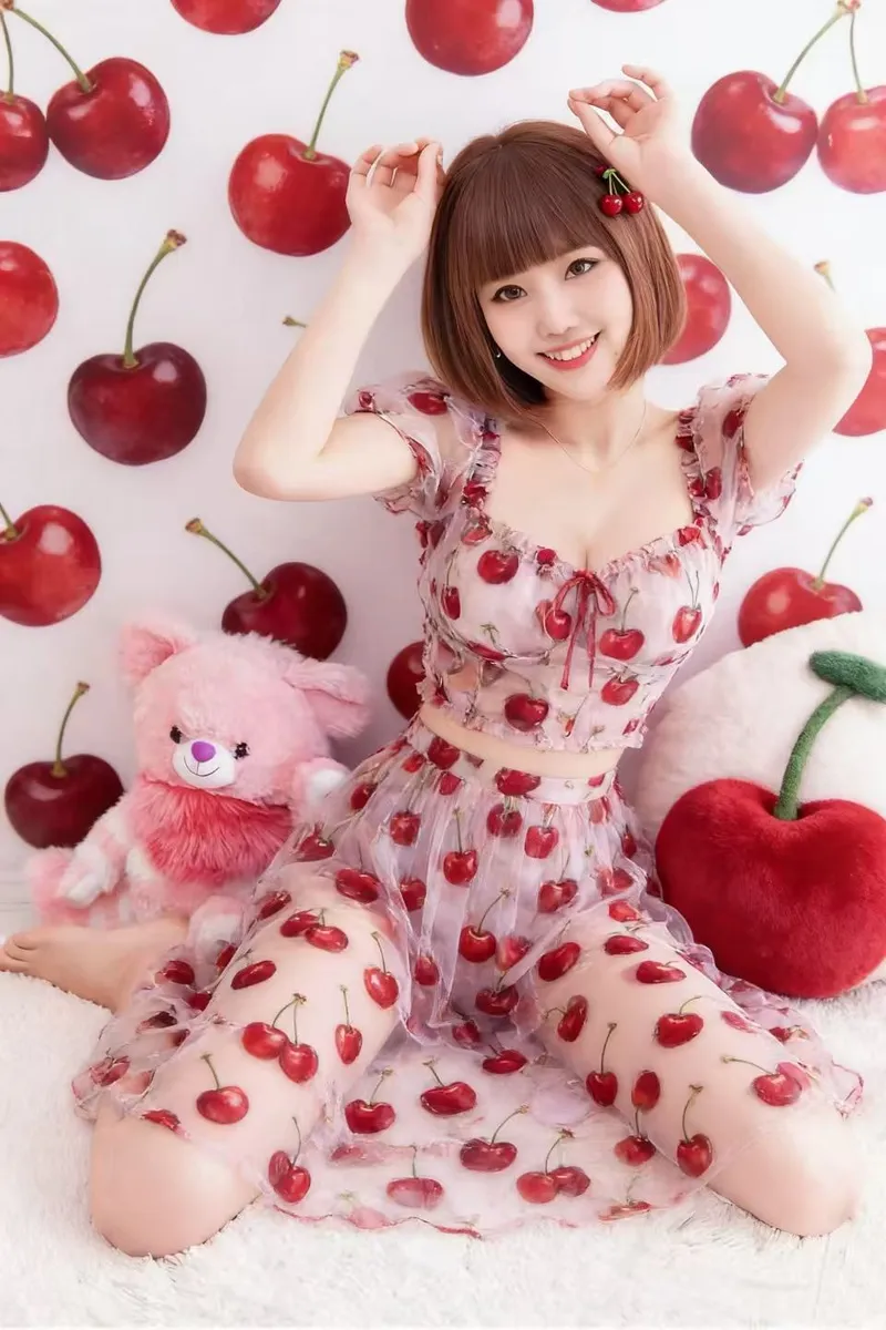 あや
