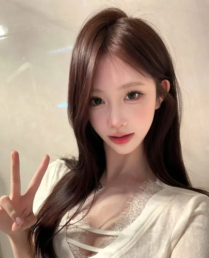 リナ