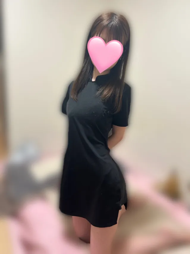 瞳しゅり