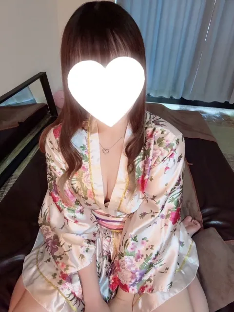 萌衣