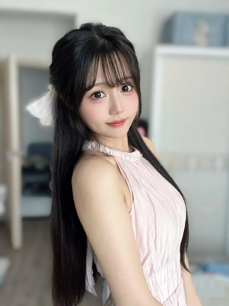 芽衣