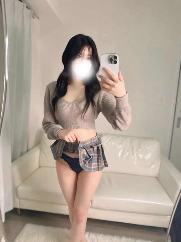 月乃みいな