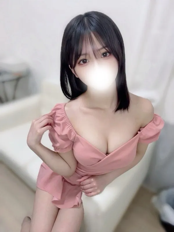 青葉なぎさ