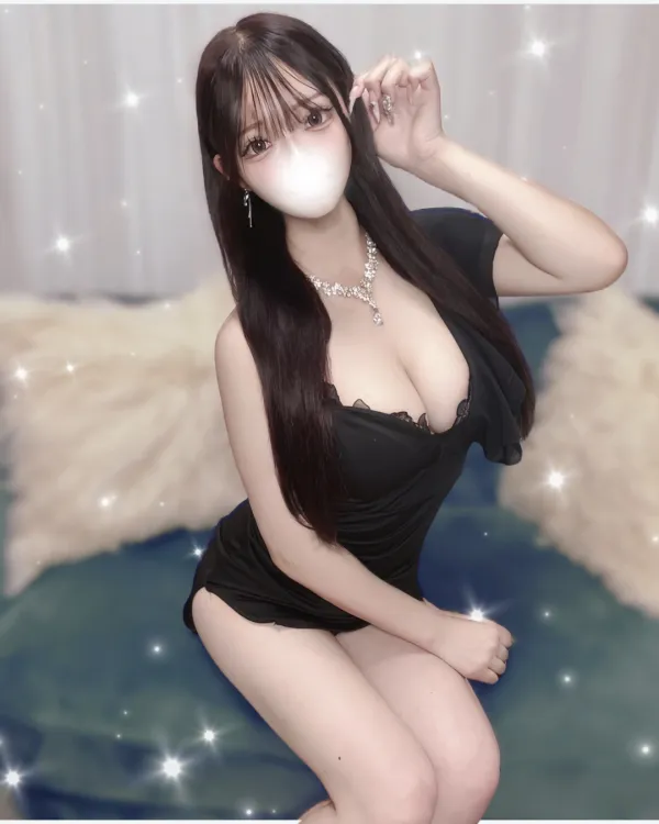 夏希 りあら