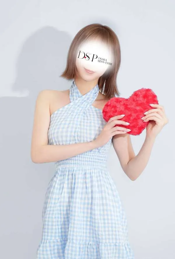 夏川ひなみ