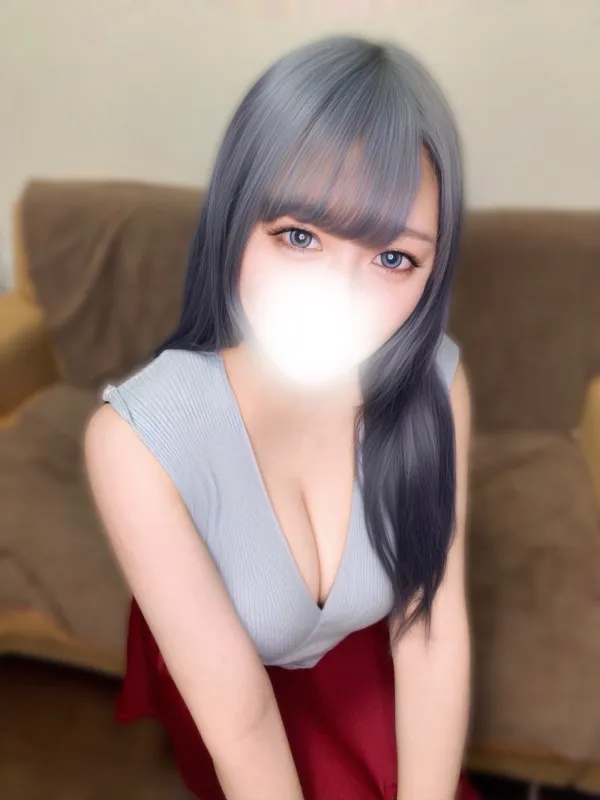 田所まゆ