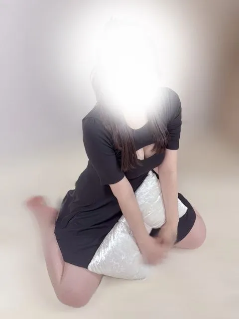 みな