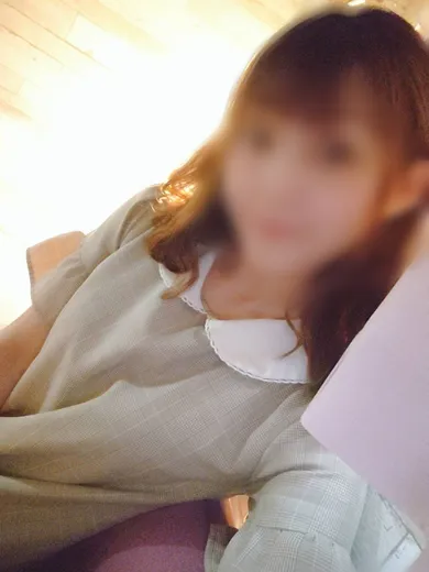 友利　ゆきな