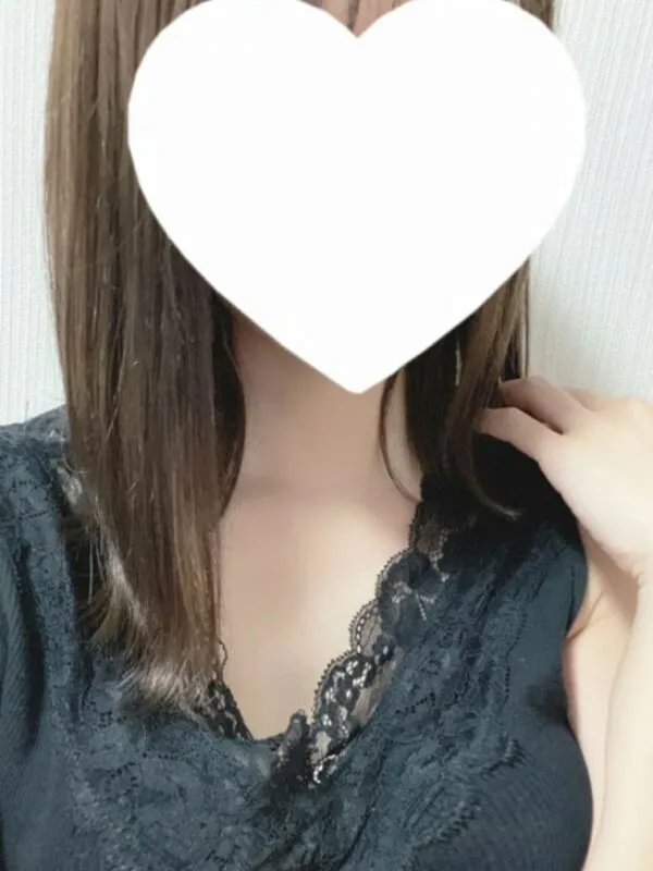 夏目 れな