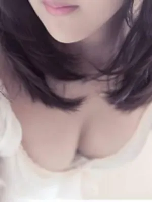 エミ