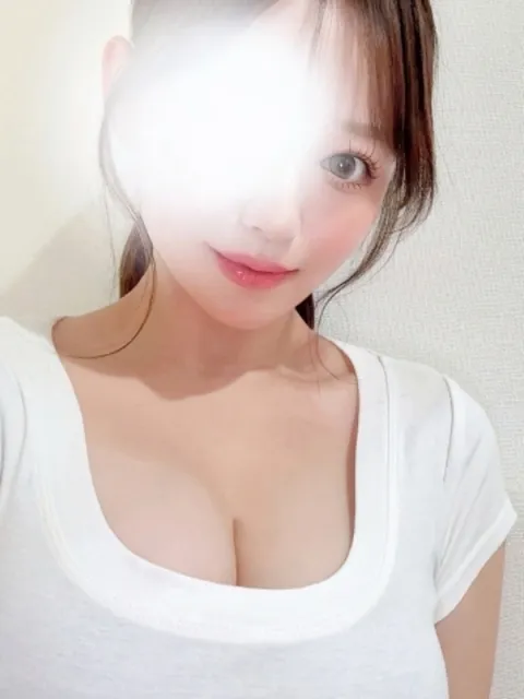 ゆりな