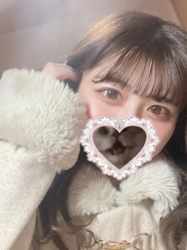葉月ひな