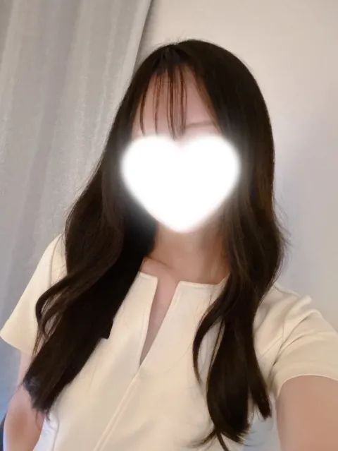 葉月かりな