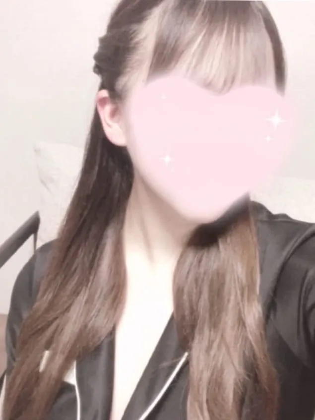 響　天音