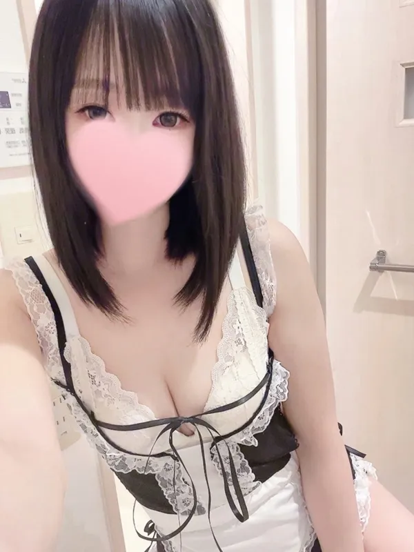 三井れな