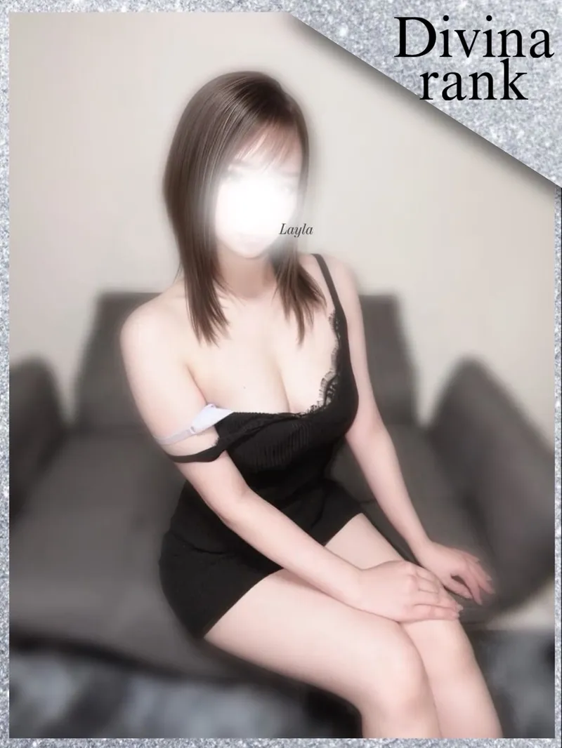 黒羽　レイラ