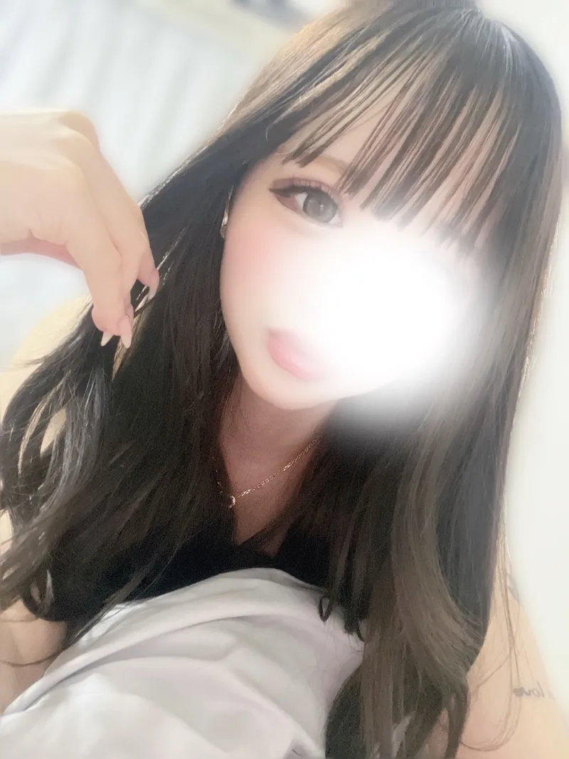 皇　まな