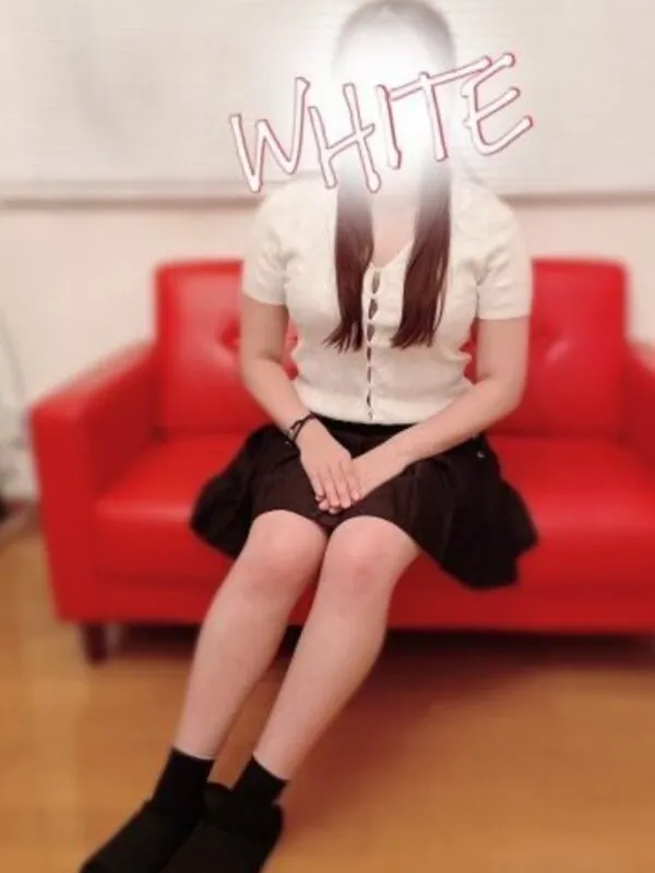 エミリ