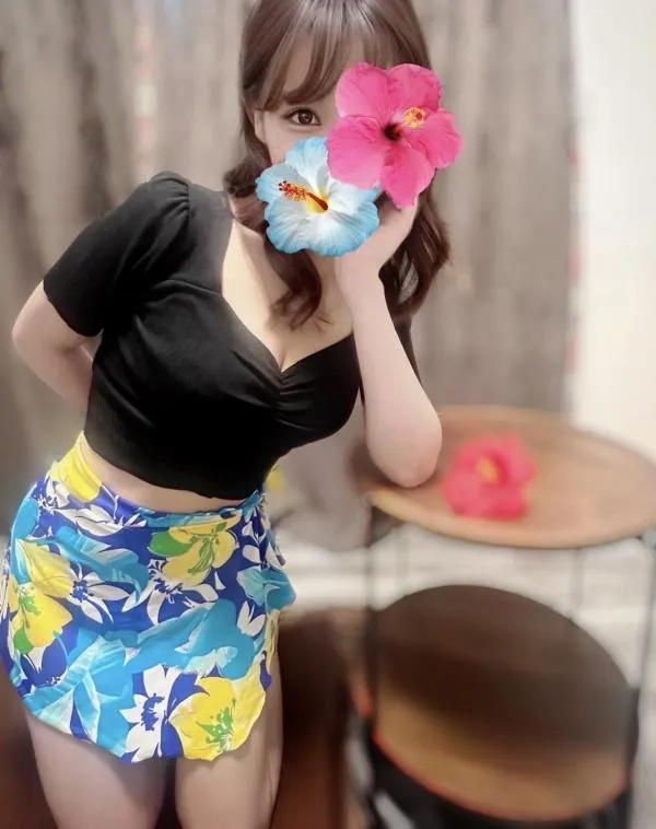 仲吉りあ