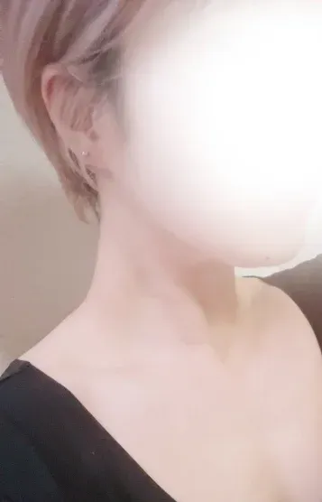 佐久間　詩乃