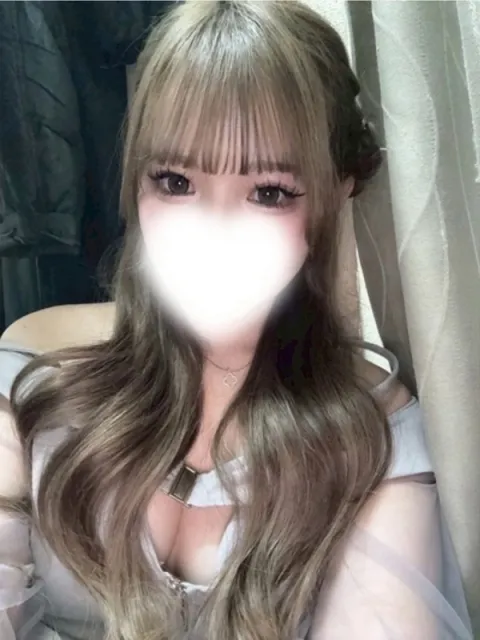 綾瀬せいら