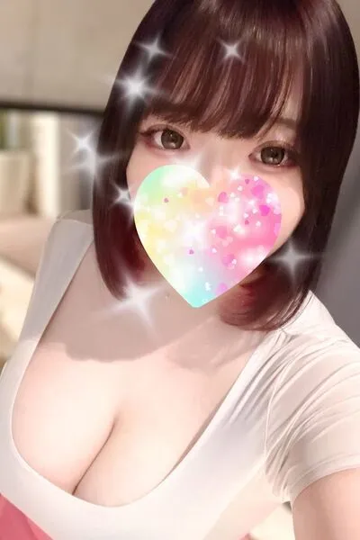 葉月かなで