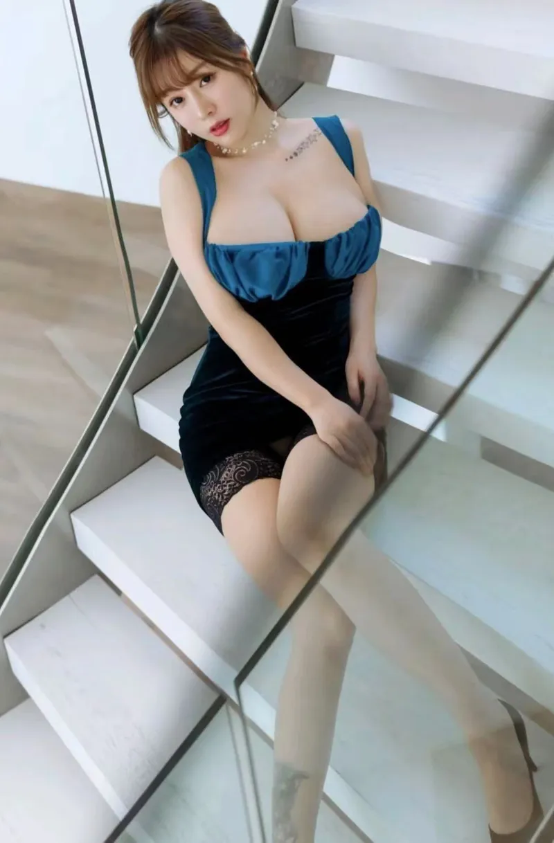みな