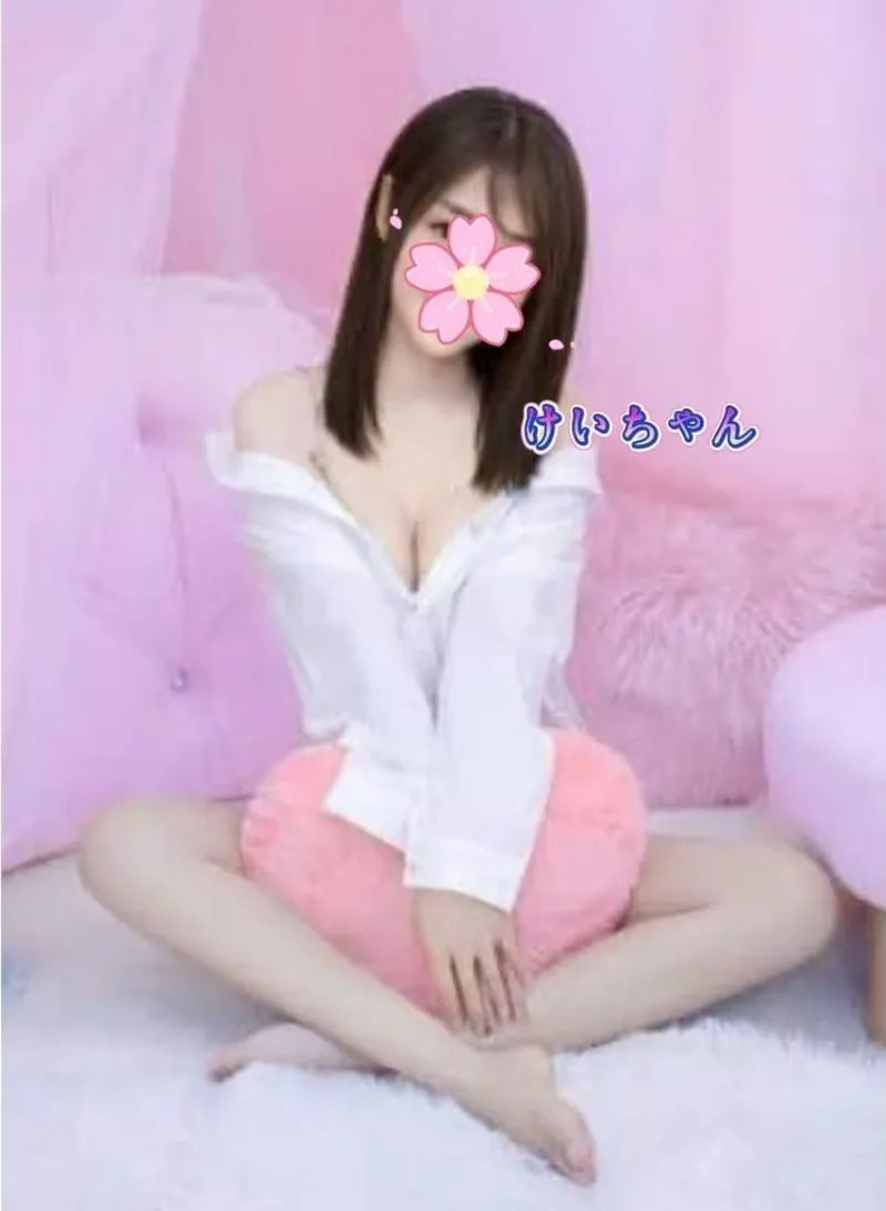 けい