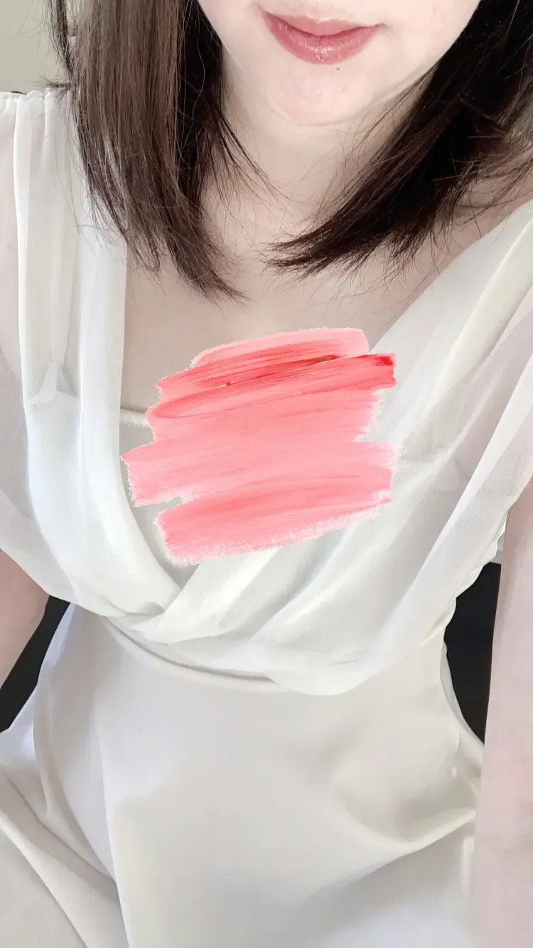 望月アイリ