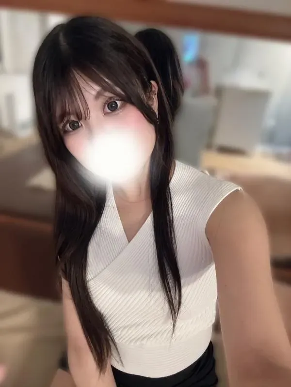 みと