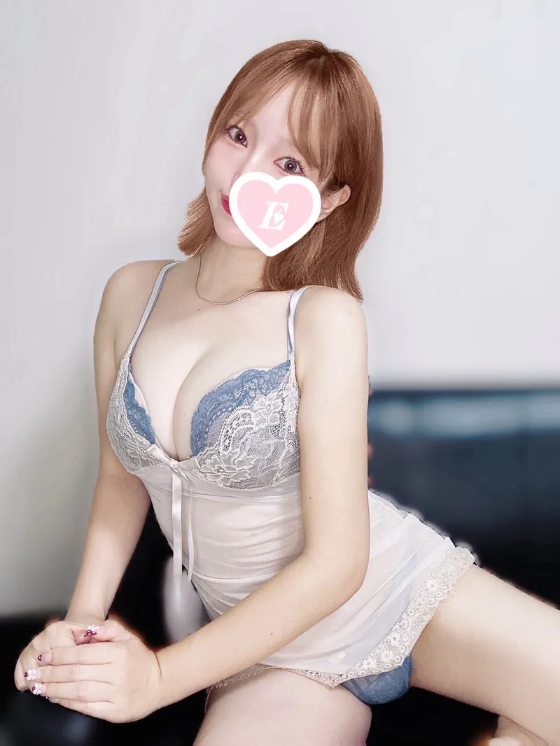 矢花 えま